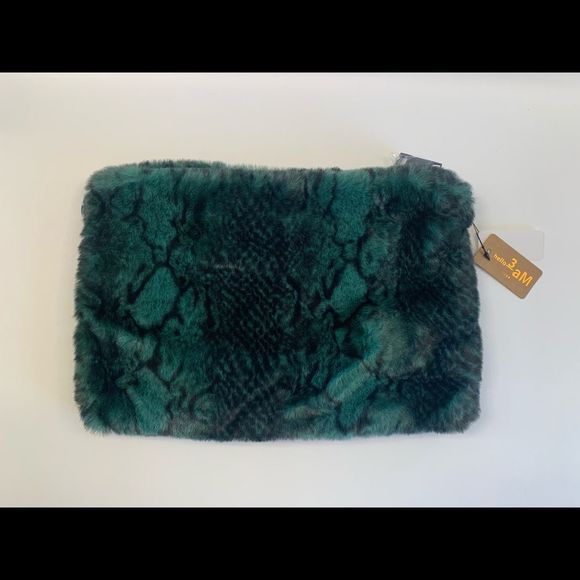 Fur Soft Plush Python Crossbody/Clutch- Style 2 Green/Blk - Picture 1 of 11